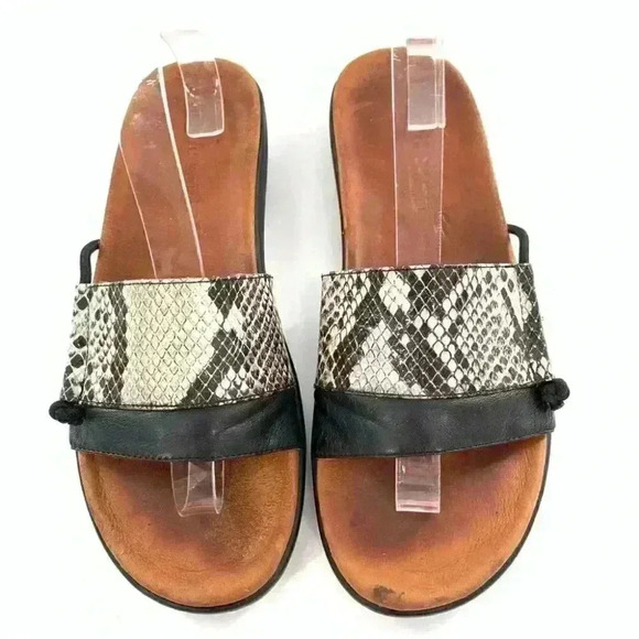 Gentle Souls by Kenneth Cole sandals 8.5 Golum black cream leather snakeskin - Picture 1 of 14